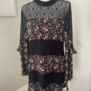 NWT | Floral & Lace Long Sleeve Dress